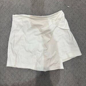 Flying Tomatoes White Skirt